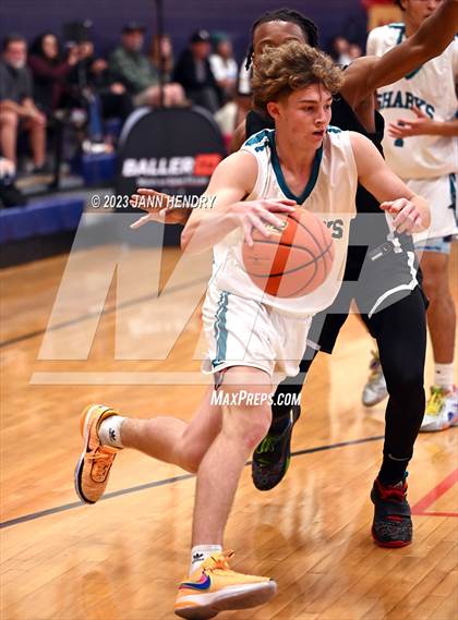 Thumbnail 3 in Santiago vs. Sacramento (Tarkanian Classic) photogallery.
