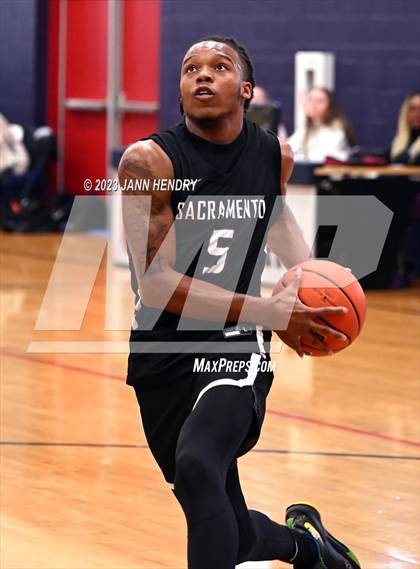 Thumbnail 1 in Santiago vs. Sacramento (Tarkanian Classic) photogallery.