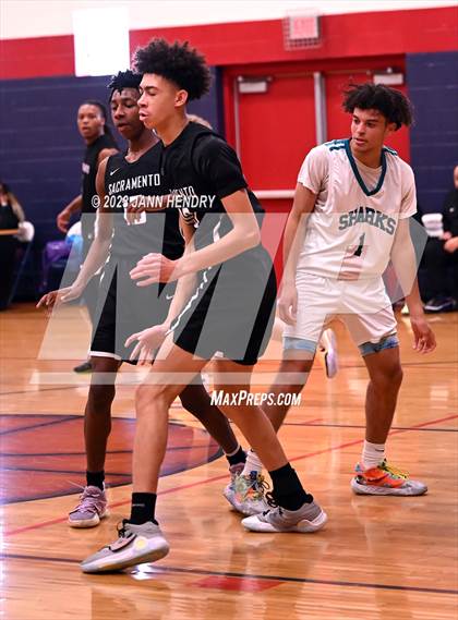 Thumbnail 2 in Santiago vs. Sacramento (Tarkanian Classic) photogallery.