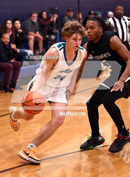 Thumbnail 2 in Santiago vs. Sacramento (Tarkanian Classic) photogallery.