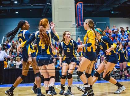 Thumbnail 3 in South Iredell vs. Asheboro (NCHSAA 3A Final) photogallery.