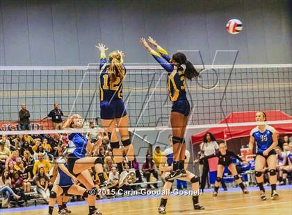 Thumbnail 1 in South Iredell vs. Asheboro (NCHSAA 3A Final) photogallery.