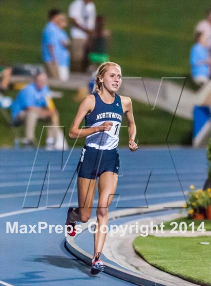 Thumbnail 3 in CIF State Track and Field Championships (Finals Girls Track Events) photogallery.