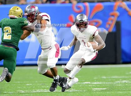 Thumbnail 3 in Acadiana vs. Destrehan (LHSAA Class 5A Final) photogallery.