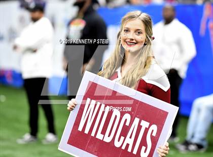 Thumbnail 3 in Acadiana vs. Destrehan (LHSAA Class 5A Final) photogallery.