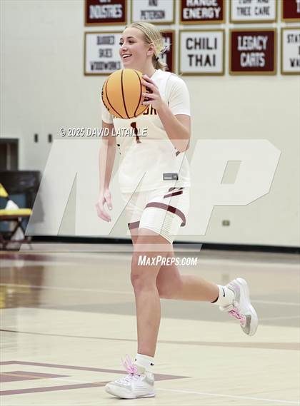 Thumbnail 2 in Windsor vs. Falcon (CHSSA 5A Round 2) photogallery.