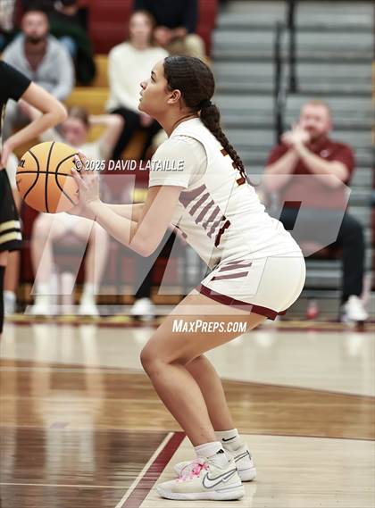 Thumbnail 1 in Windsor vs. Falcon (CHSSA 5A Round 2) photogallery.