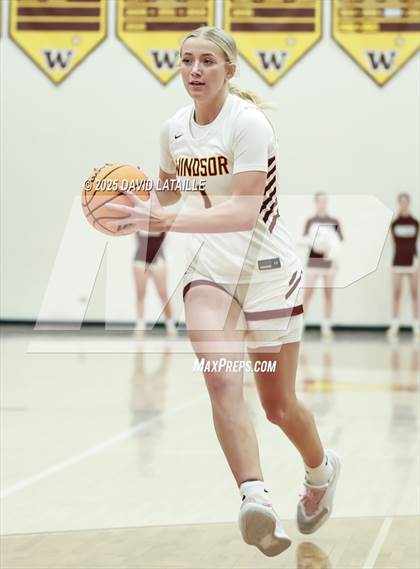Thumbnail 2 in Windsor vs. Falcon (CHSSA 5A Round 2) photogallery.