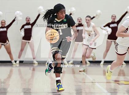 Thumbnail 2 in Windsor vs. Falcon (CHSSA 5A Round 2) photogallery.