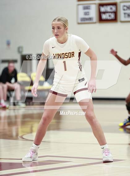 Thumbnail 2 in Windsor vs. Falcon (CHSSA 5A Round 2) photogallery.