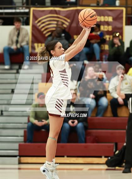 Thumbnail 1 in Windsor vs. Falcon (CHSSA 5A Round 2) photogallery.