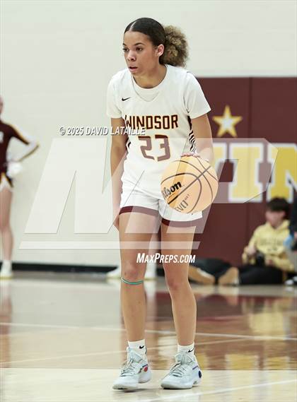 Thumbnail 1 in Windsor vs. Falcon (CHSSA 5A Round 2) photogallery.
