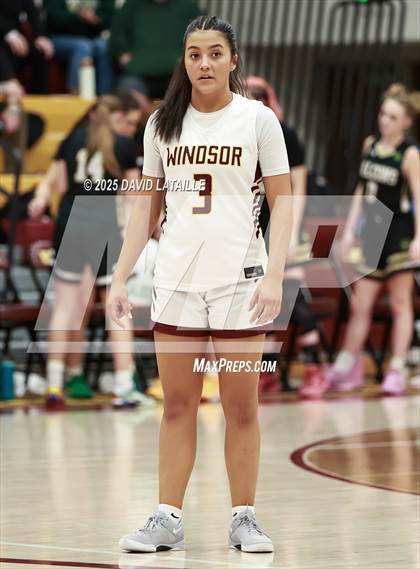 Thumbnail 3 in Windsor vs. Falcon (CHSSA 5A Round 2) photogallery.