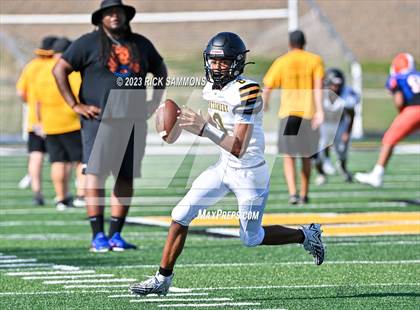 Thumbnail 1 in Montgomery Central vs Glenn (Scrimmage) photogallery.