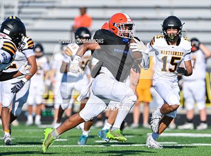 Thumbnail 1 in Montgomery Central vs Glenn (Scrimmage) photogallery.