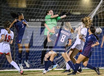 Thumbnail 1 in SA Roosevelt vs Lee photogallery.