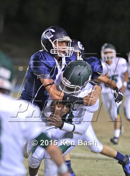Thumbnail 3 in Royal @ Camarillo photogallery.