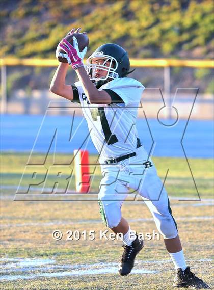 Thumbnail 2 in Royal @ Camarillo photogallery.