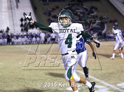 Thumbnail 3 in Royal @ Camarillo photogallery.