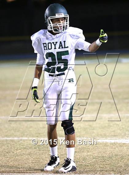 Thumbnail 3 in Royal @ Camarillo photogallery.