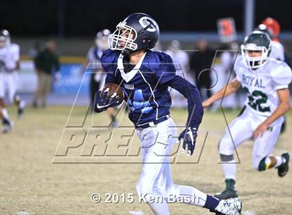 Thumbnail 1 in Royal @ Camarillo photogallery.