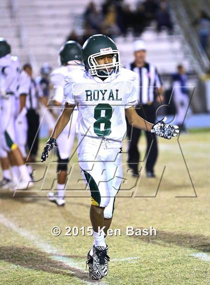 Thumbnail 3 in Royal @ Camarillo photogallery.
