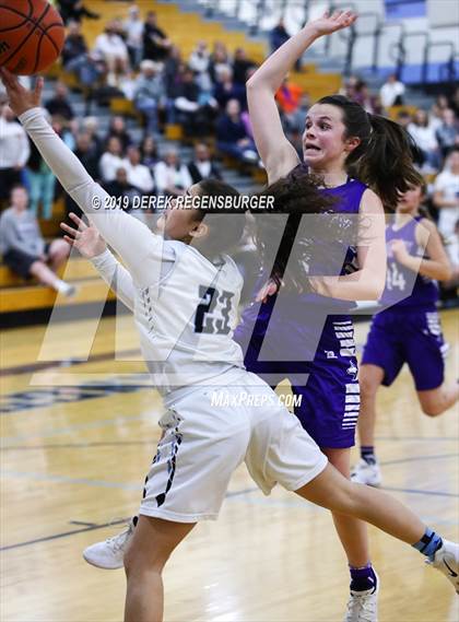 Thumbnail 2 in Mountain Range vs Douglas County (CHSAA 5A 1st Round Playoff) photogallery.