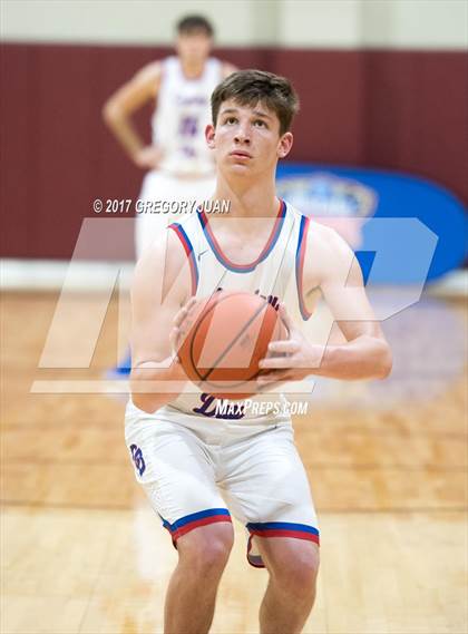 Thumbnail 1 in Metairie Park Country Day vs. West Jefferson (All State Sugar Bowl Classic) photogallery.
