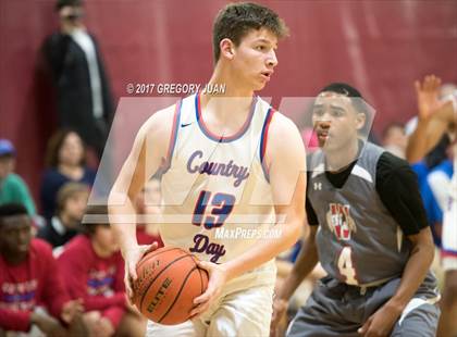 Thumbnail 2 in Metairie Park Country Day vs. West Jefferson (All State Sugar Bowl Classic) photogallery.
