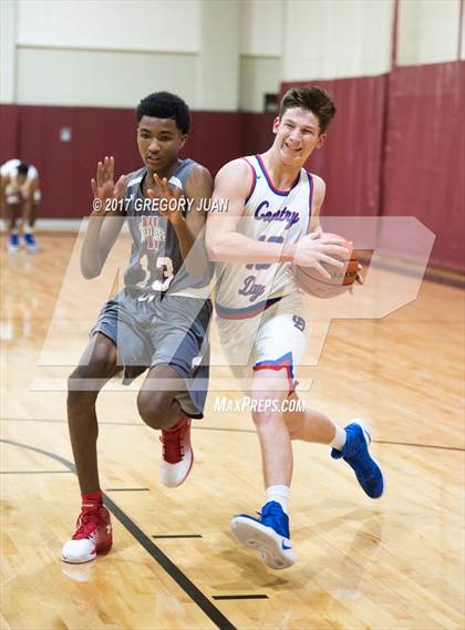 Thumbnail 2 in Metairie Park Country Day vs. West Jefferson (All State Sugar Bowl Classic) photogallery.