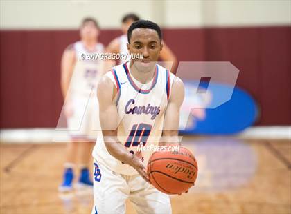 Thumbnail 2 in Metairie Park Country Day vs. West Jefferson (All State Sugar Bowl Classic) photogallery.