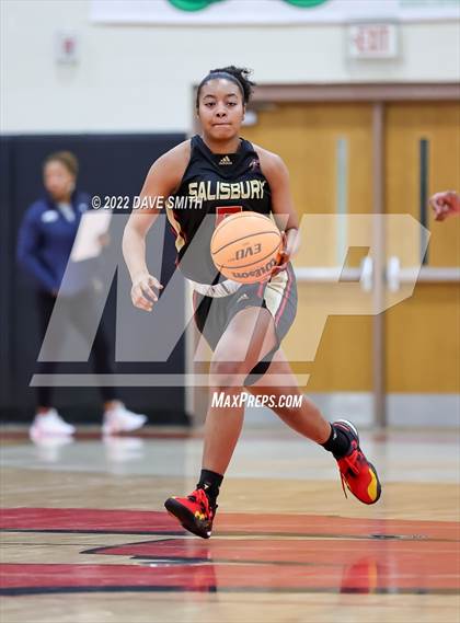 Thumbnail 1 in Salisbury vs. Greensboro Day School photogallery.
