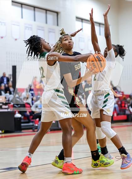 Thumbnail 1 in Salisbury vs. Greensboro Day School photogallery.