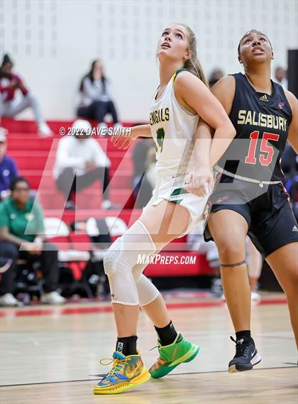 Thumbnail 1 in Salisbury vs. Greensboro Day School photogallery.