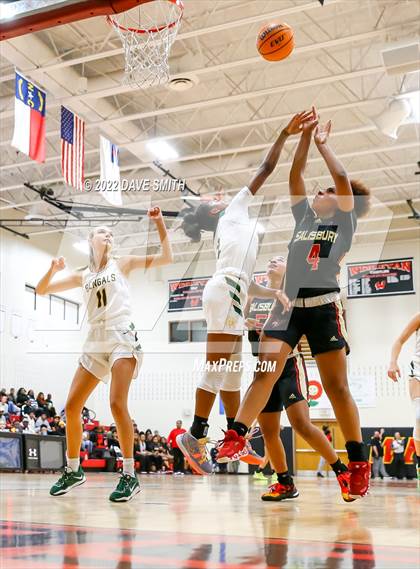 Thumbnail 3 in Salisbury vs. Greensboro Day School photogallery.