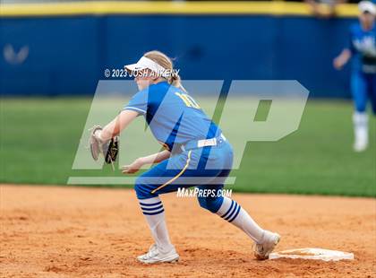 Thumbnail 3 in Live Oak @ St. John photogallery.