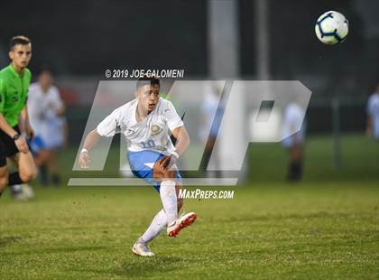 Thumbnail 2 in Johnson vs MacArthur [Douglas] photogallery.