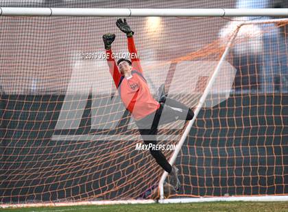 Thumbnail 1 in Johnson vs MacArthur [Douglas] photogallery.
