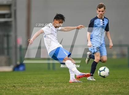 Thumbnail 3 in Johnson vs MacArthur [Douglas] photogallery.
