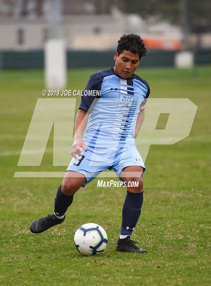 Thumbnail 2 in Johnson vs MacArthur [Douglas] photogallery.