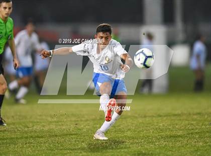 Thumbnail 1 in Johnson vs MacArthur [Douglas] photogallery.
