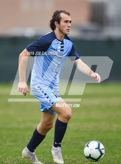 Thumbnail 3 in Johnson vs MacArthur [Douglas] photogallery.