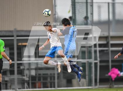 Thumbnail 1 in Johnson vs MacArthur [Douglas] photogallery.