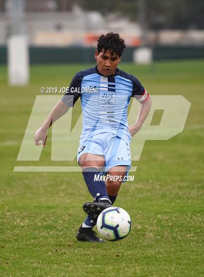 Thumbnail 3 in Johnson vs MacArthur [Douglas] photogallery.