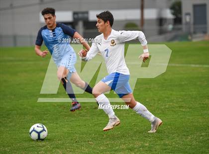 Thumbnail 3 in Johnson vs MacArthur [Douglas] photogallery.