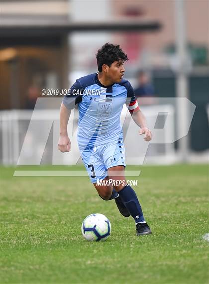 Thumbnail 1 in Johnson vs MacArthur [Douglas] photogallery.