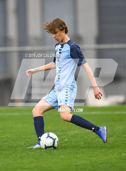 Thumbnail 3 in Johnson vs MacArthur [Douglas] photogallery.