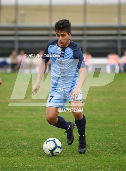 Thumbnail 3 in Johnson vs MacArthur [Douglas] photogallery.
