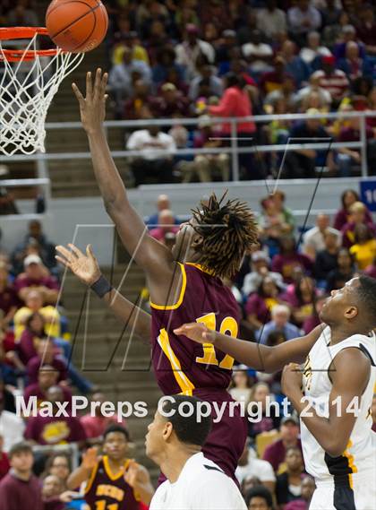 Thumbnail 2 in Scotlandville vs. Natchitoches Central (LHSAA 5A Final) photogallery.