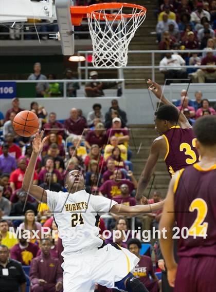 Thumbnail 1 in Scotlandville vs. Natchitoches Central (LHSAA 5A Final) photogallery.